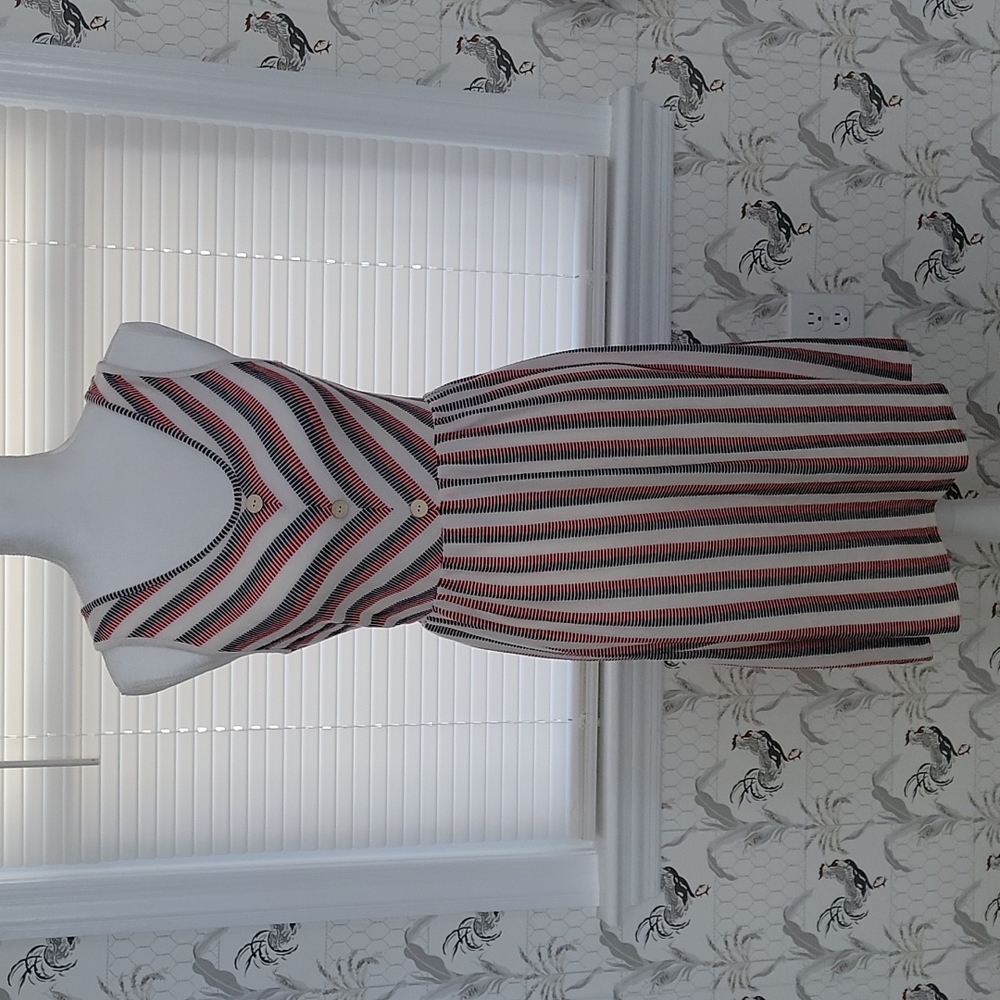 Dress, size M